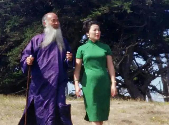15岁嫁给张大千，相伴25年为他生下8个孩子，40岁为何坚决离婚？