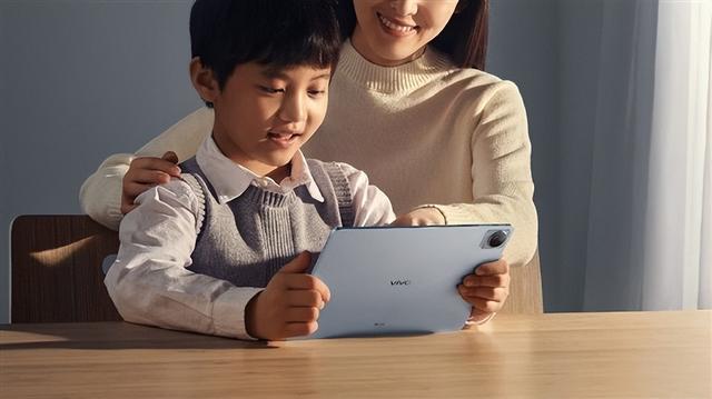 vivo平板外观亮相，vivo X60让路新机跌至感人价惨遭疯抢