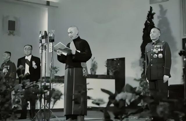 2001年张学良逝世，老管家透露俩数字，人们才知道少帅有多难