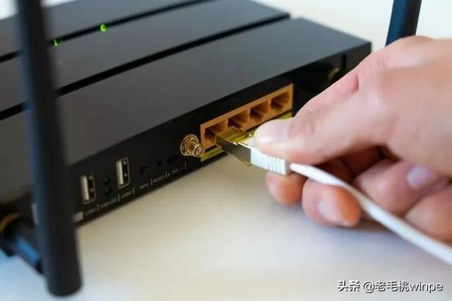 教你给路由器装上电池，断电不断网，WiFi照样用