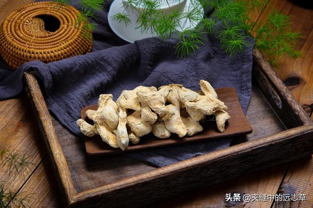 手凉脚凉？送你三味中药，温熙四末，让你在寒冷的冬日，阳气满满