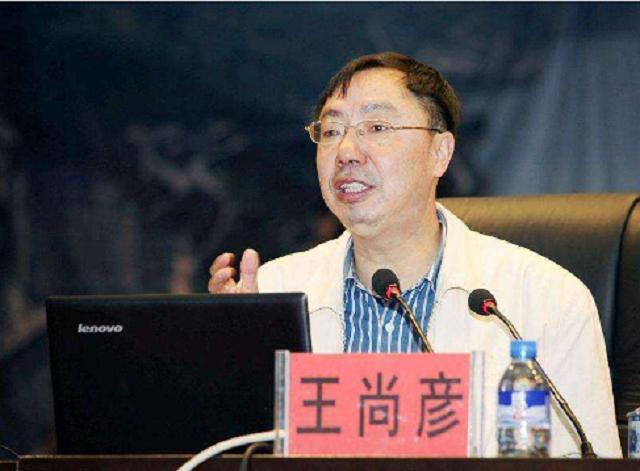 贵州出现“产蛋崖”？石蛋光滑到反光，专家说：5亿年前的宝贝