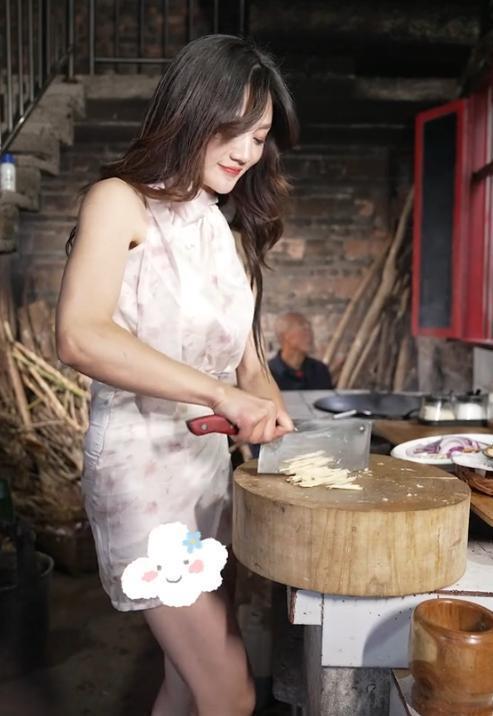 [微信阿诗玛关键词自动回复]，微信游戏圈视频怎么删