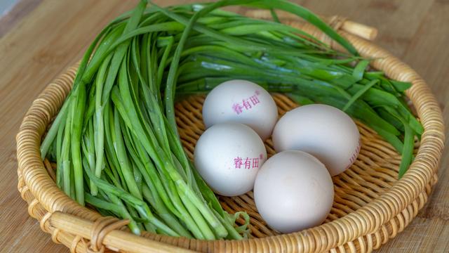 家有孩子，多做这6道“应季菜”，营养均衡合理搭配，次次都光盘