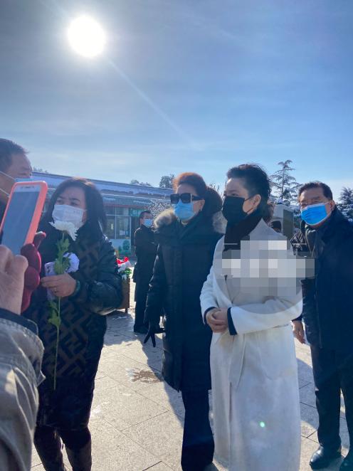 李光羲告别仪式曝光！李双江携妻子精神足，杨洪基陈铎表情沉痛