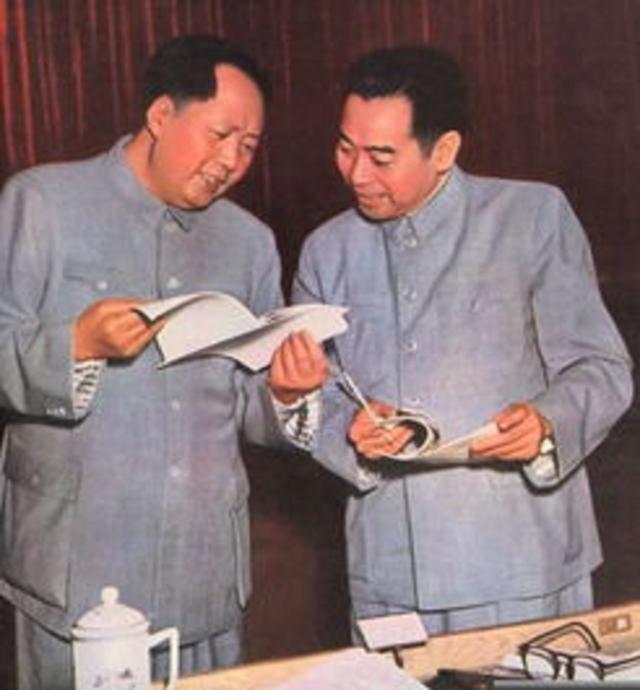 周总理病逝，秘书问毛主席是否参加追悼会，毛主席：我也走不动了