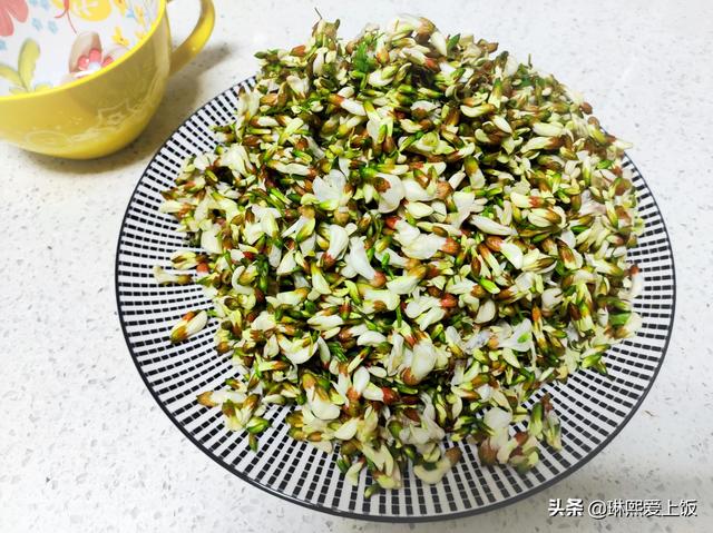 花开花落花无语，半蒸半煎满屋香