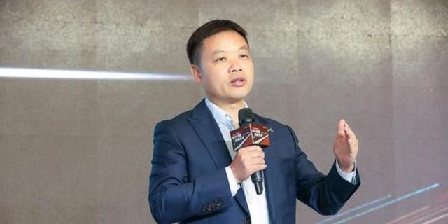 37岁把公司卖给马云，套现300亿后，何小鹏又投入全部身家再出发