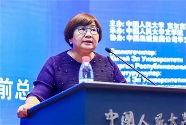 奥通巴耶娃：推翻两任元首的铁娘子，坚持加深与中国的合作