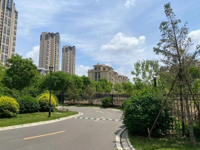 又一房地产企业倒下：利息无法偿还，裁员已达30%