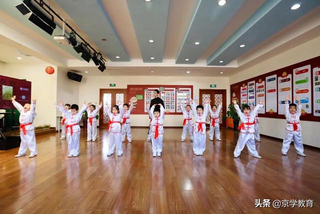 京学娃娃与世界武术冠军杨德战的“奥运之约”