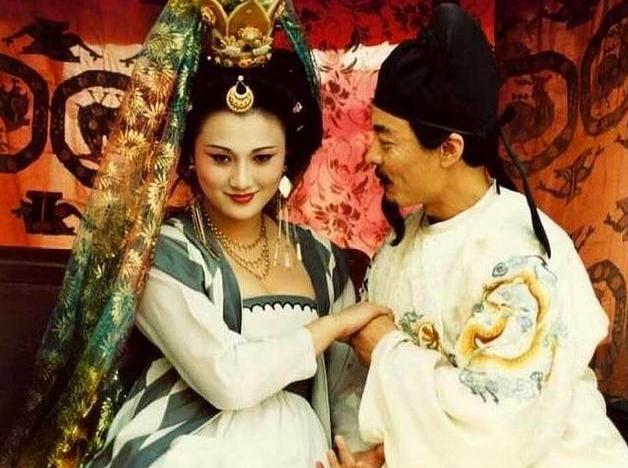 唐朝才女上官婉儿，为何死在唐玄宗手里？李隆基：我忍不了她