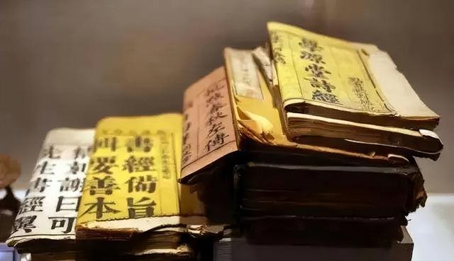 范进中举后发疯，被嘲笑至今讽刺至极，却没人关注他后来多厉害