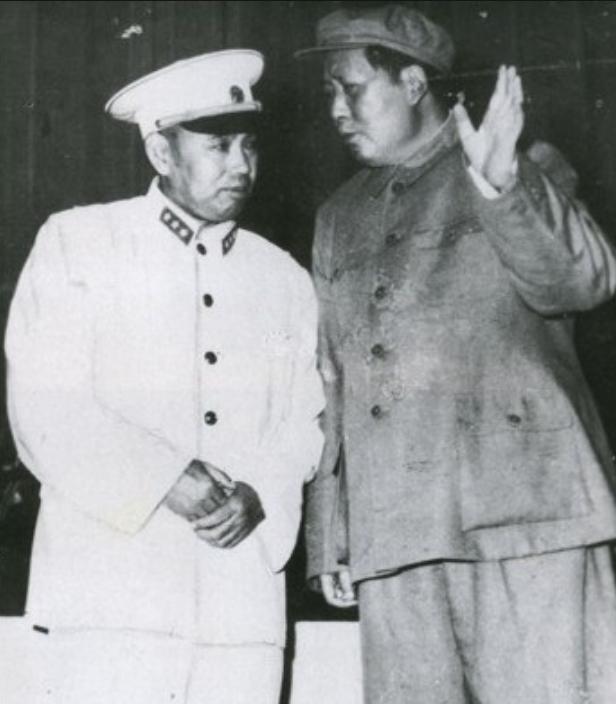 1985年，许世友逝世4天后，邓小平批复丧事报告，提出五不准原则