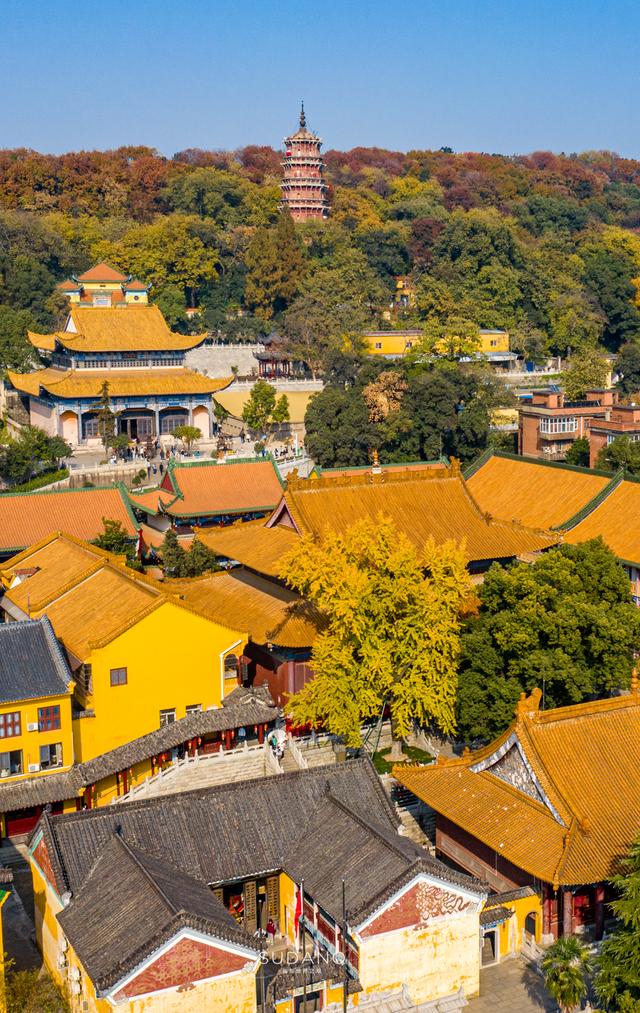 武漢寶通禅寺：在千年皇家寺院賞秋，是什麽感覺？