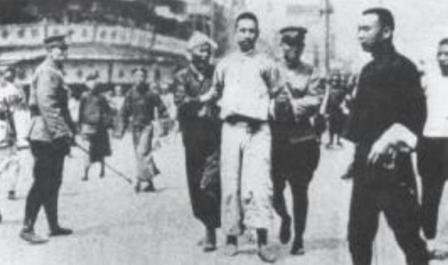 1984年贺子珍病逝，上海市委请示葬礼的规格，邓小平一句话定调