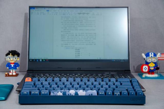 品质、颜值缺一不可——Lofree洛斐小翘蓝牙机械键盘 暗夜蓝