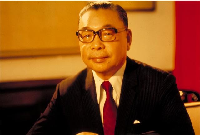 蒋孝严认亲路：奔波半生成蒋氏最大辈分，花了65年才认祖归宗