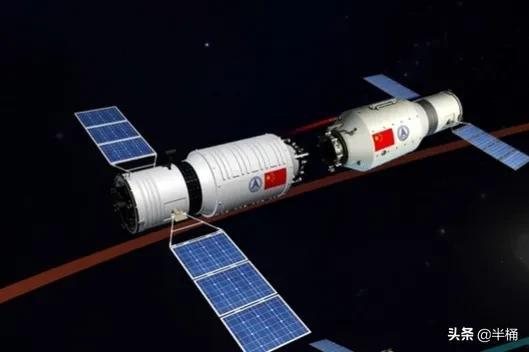 天舟二号受控离轨！为什么要将货运飞船焚毁，留在太空不行吗？