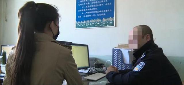 2017年，美女回家被变态尾随，警方调查在坏人车里找到多件红内衣