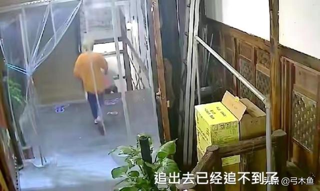 13人吃火锅消费千元后逃单，他们逃的到底是谁的单？