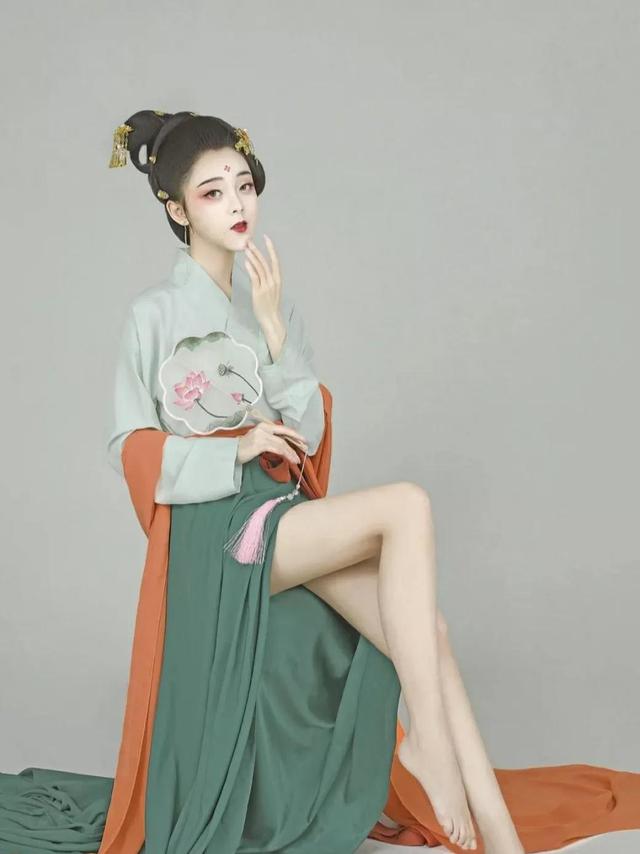 她的古风装扮真的太美了吧