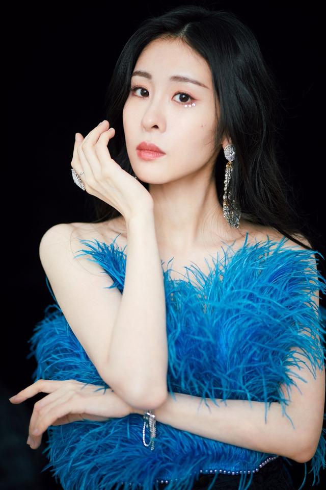 张碧晨：30岁当单亲妈妈，我与张杰是清白的，与谢娜是好姐妹