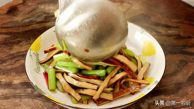 建议中老年人：春季要多吃6种“碱性蔬菜”，调节平衡，润燥去火