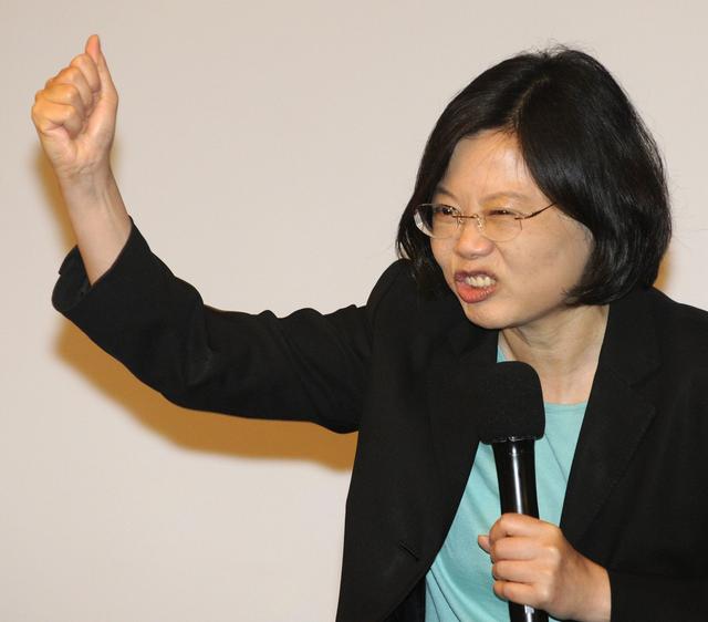 两岸现状维持不下去！吕秀莲呼吁“和统”，相信“台独”就完蛋了