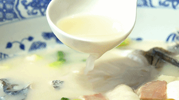 “秋吃白，冬吃黑”，秋天“多吃3白，少吃1黑”，养胃润肺防秋燥