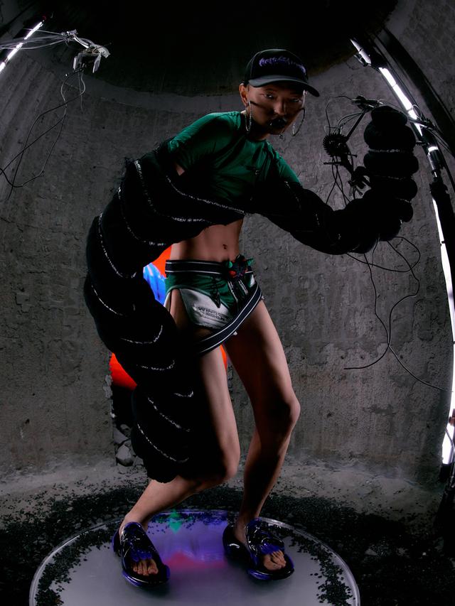 WINDOWSEN SS22创造另一人工智能宇宙，PIAGET伯爵高珠腕表展沉浸式追光丨是日美好事物