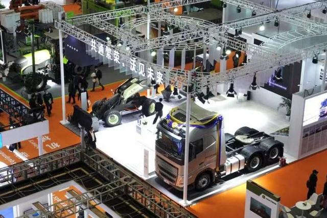 沃尔沃建筑设备展示电气化、自动化领域创新突破 LX03全自动电动轮式装载机概念机全球首展