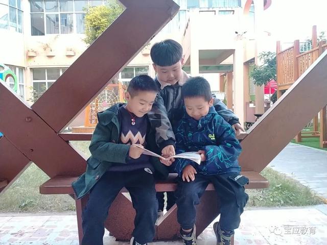 书香为伴，快乐成长——叶挺桥幼儿园开展“全民阅读”主题读书活动