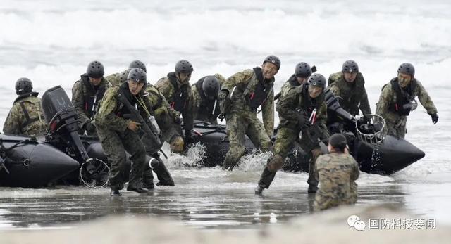 陸仙人 從農村打工仔到國際時裝周超模 他的成功靠的是什麼 中國熱點