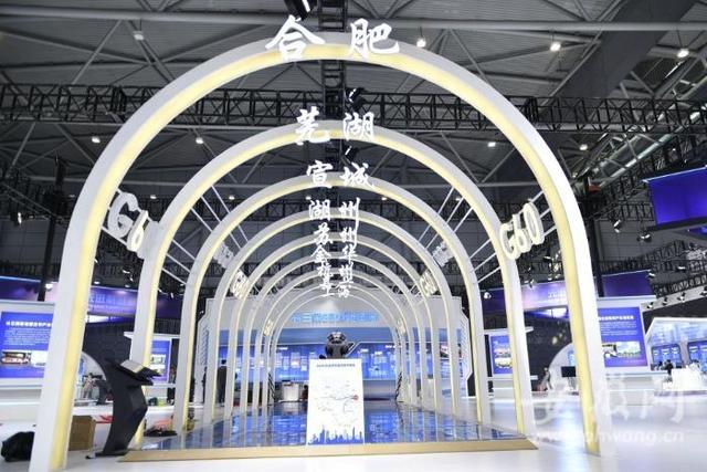 提前探馆机械展