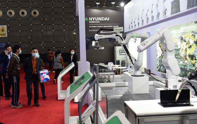 新华全媒+|创新·融合·开放——从2021世界制造业大会感知中国制造“新气象”