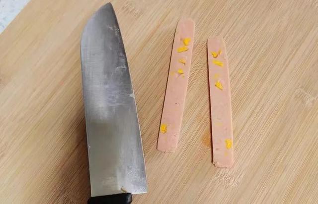 1岁宝宝体内发现多条活虫，医生怒斥：这样做饭就是害了娃