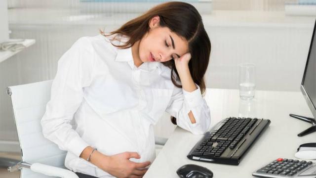 劳权信箱孕妇“不愿调工作”可以解除合同吗？