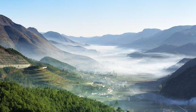 待補廟山 圖文/範紹清