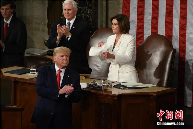 东西问丨田飞龙：美国“民主领袖”地位为何摇摇欲坠？