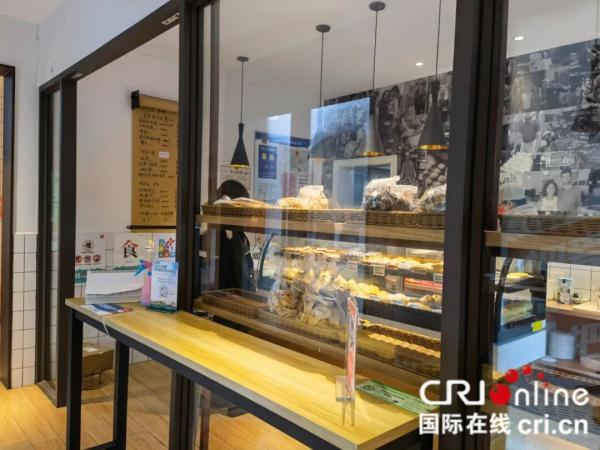 德国2020接收移民德国大叔在长沙的最后一个春节德国人吴正荣的面包店