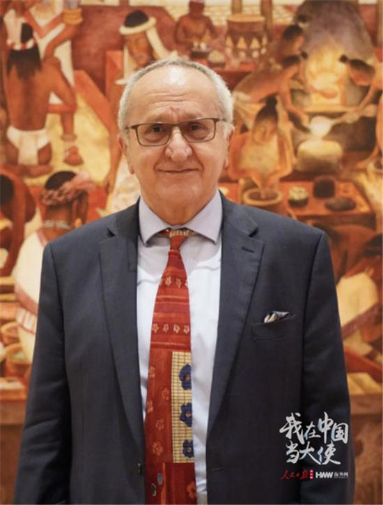 多国驻华大使谈两会：中国传递信心 世界共享机遇