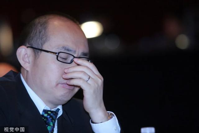 突然！潘石屹一天连吃15张罚单，被罚1.15亿！刚宣布7折“血本甩卖”房产还债！咋回事？