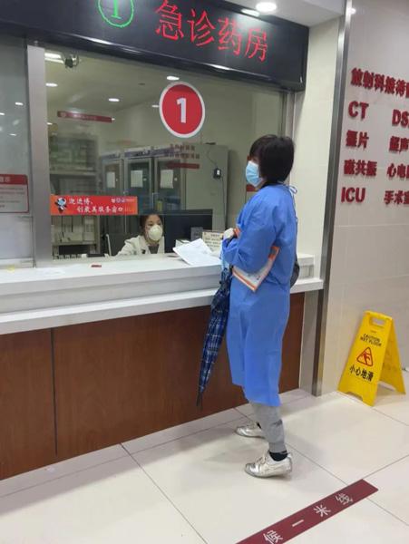 徐汇这里开通“配药热线”和“跑腿服务”，只为尽力满足居民需求