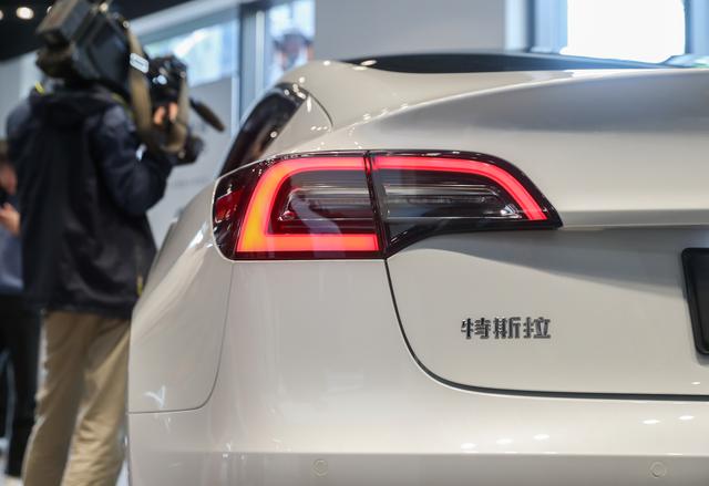 特斯拉召回部分进口及国产Model 3电动汽车，共计127785辆