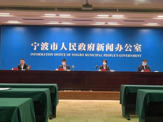 宁波海曙区夫妻两人复核为确诊病例 感染毒株为奥密克戎BA.2
