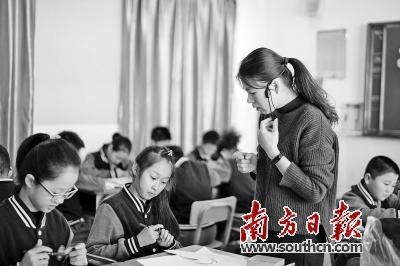 分批次直接录取 与电脑摇号相结合