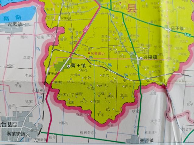 位于康浪河以西,几乎与康浪河平行,从南向北流入博兴县兴福镇,然后折