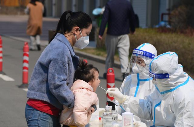 新华全媒+|破堵点、保畅通、稳春耕——国务院联防联控机制回应防疫焦点问题