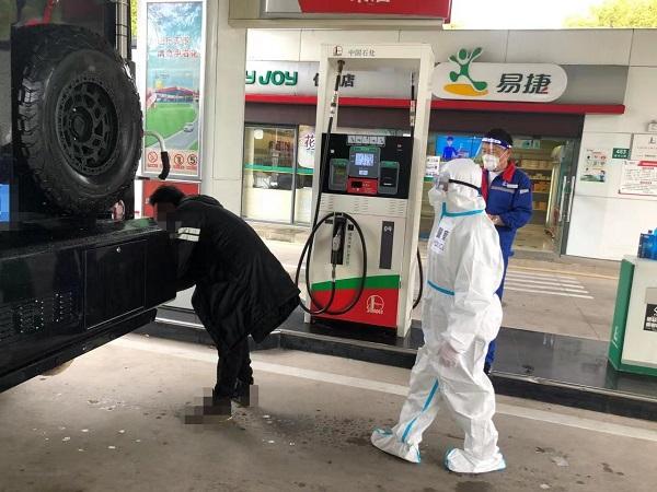 房车滞留森林公园廿多天，夫妇感慨“一辈子忘不了崇明的美好”